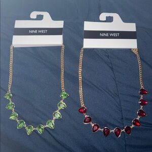 GREEN RED GOLD-TONED NINE WEST NECKLACE SET